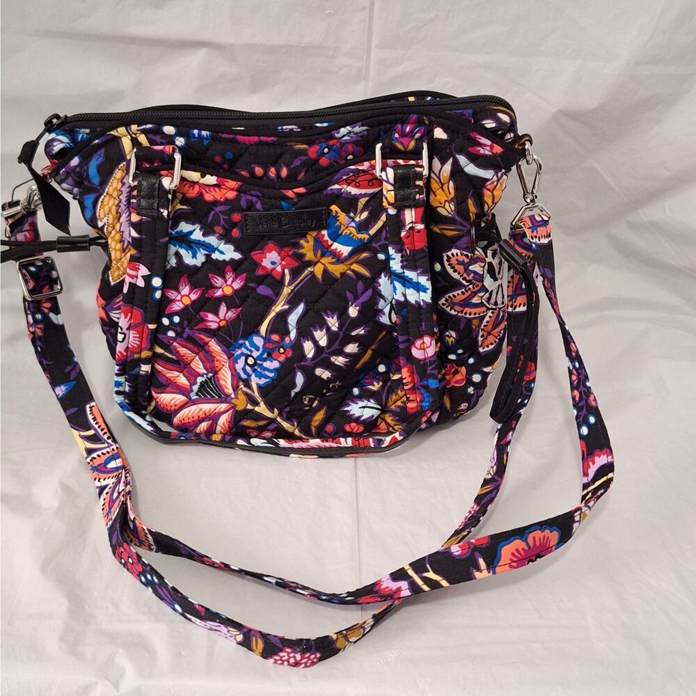 Vera Bradley Iconic Glenna Satchel in Foxwood Pattern